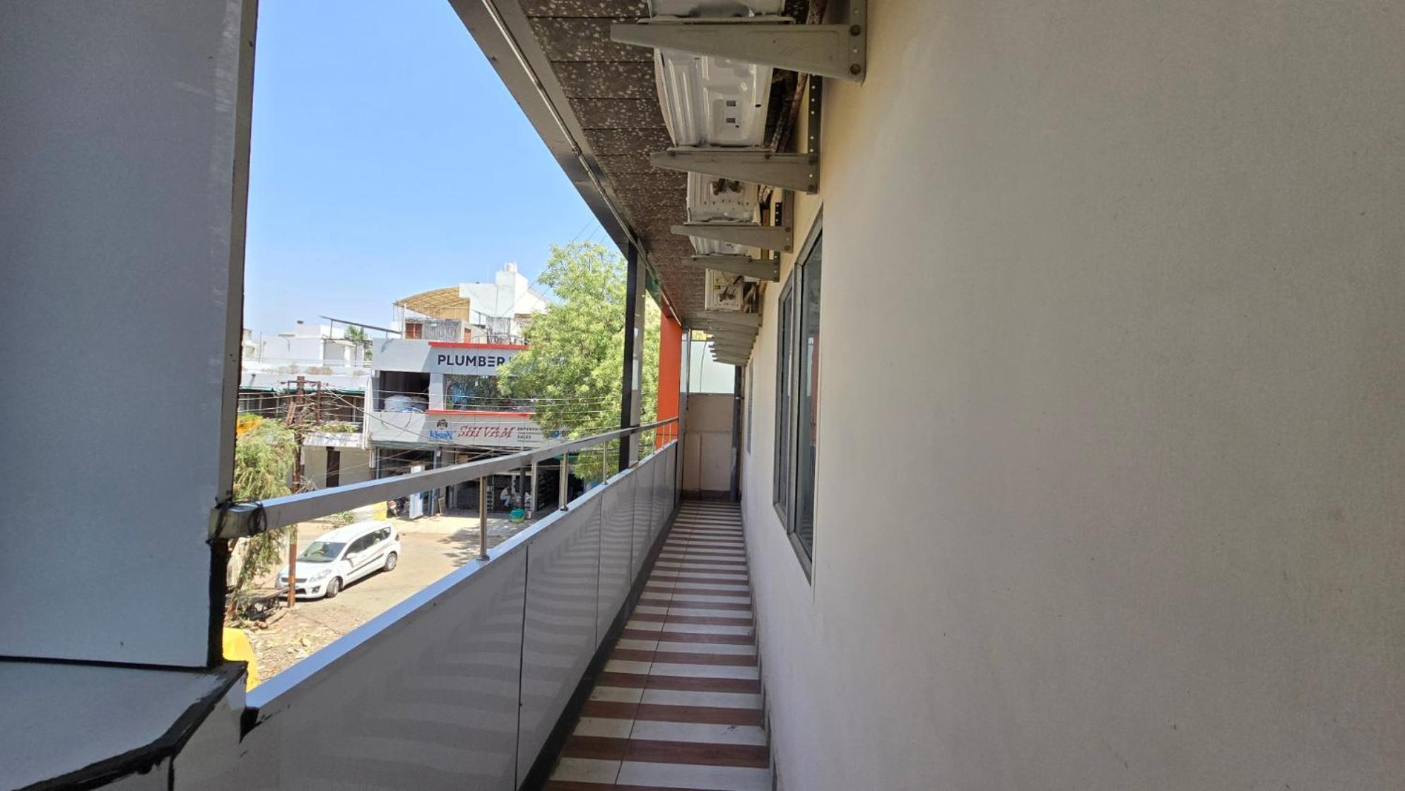 אויאיין Hotel Maheshwari Green'S מראה חיצוני תמונה