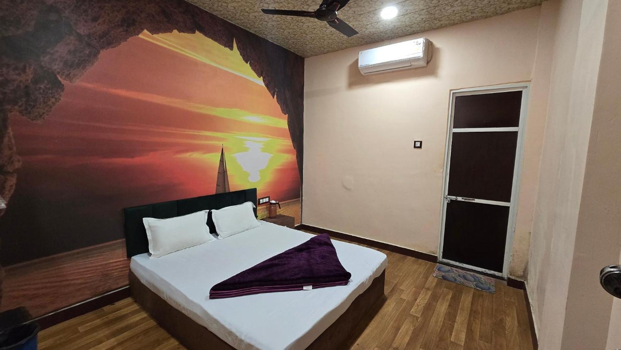 אויאיין Hotel Maheshwari Green'S מראה חיצוני תמונה